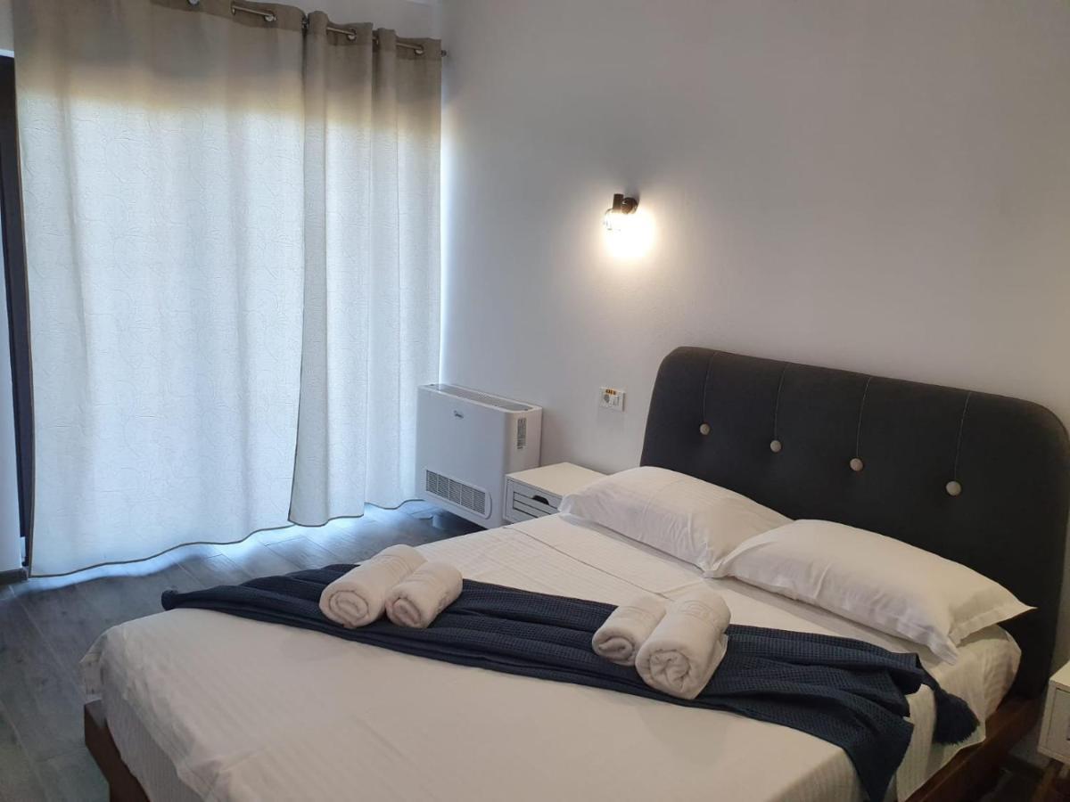 Hill House Ξενοδοχείο Ντρομπέτα-Τούρνου Σεβερίν Εξωτερικό φωτογραφία